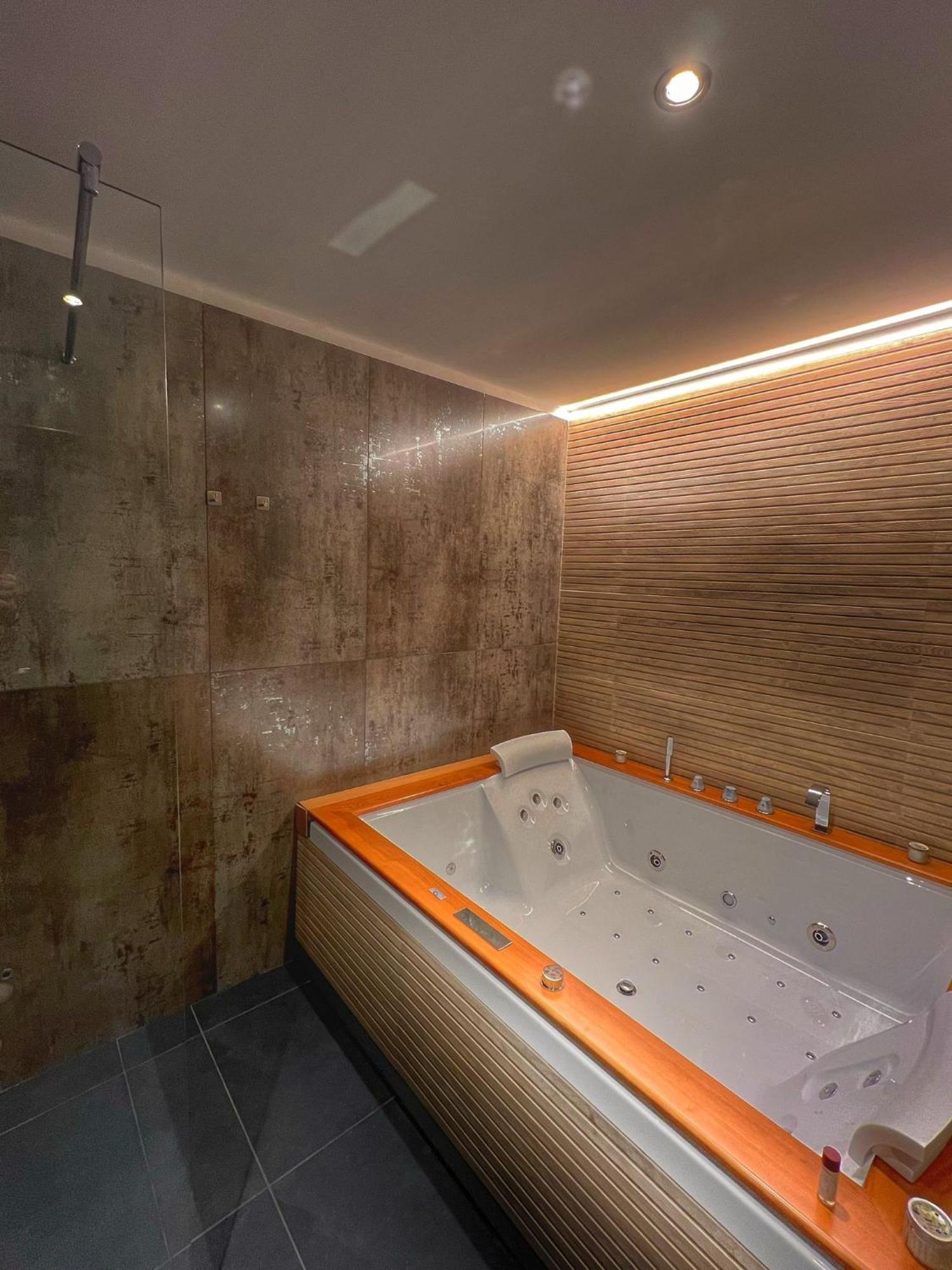 בארי Amay City Suite מראה חיצוני תמונה